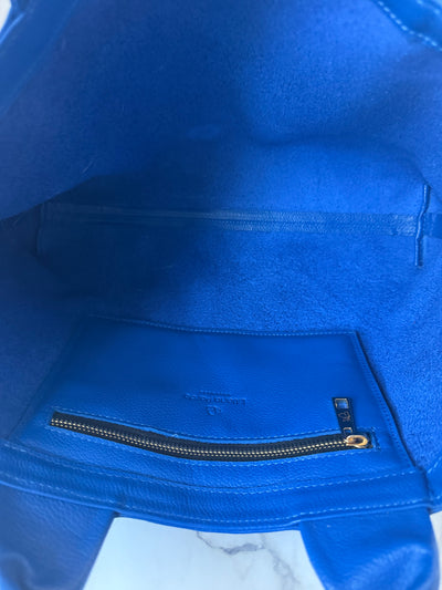 Mairi Medium Blue Tote