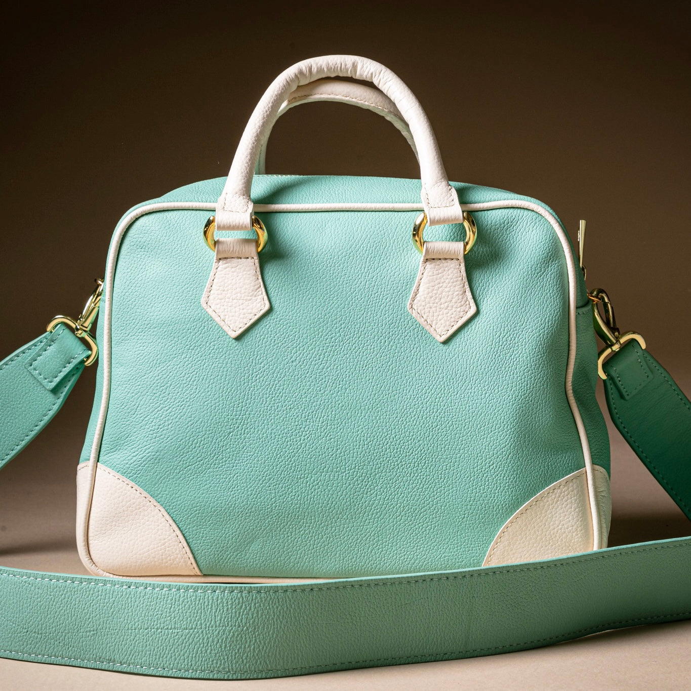 Turquoise /Cream Bowling Bag