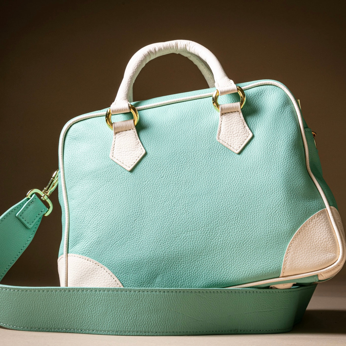 Turquoise /Cream Bowling Bag