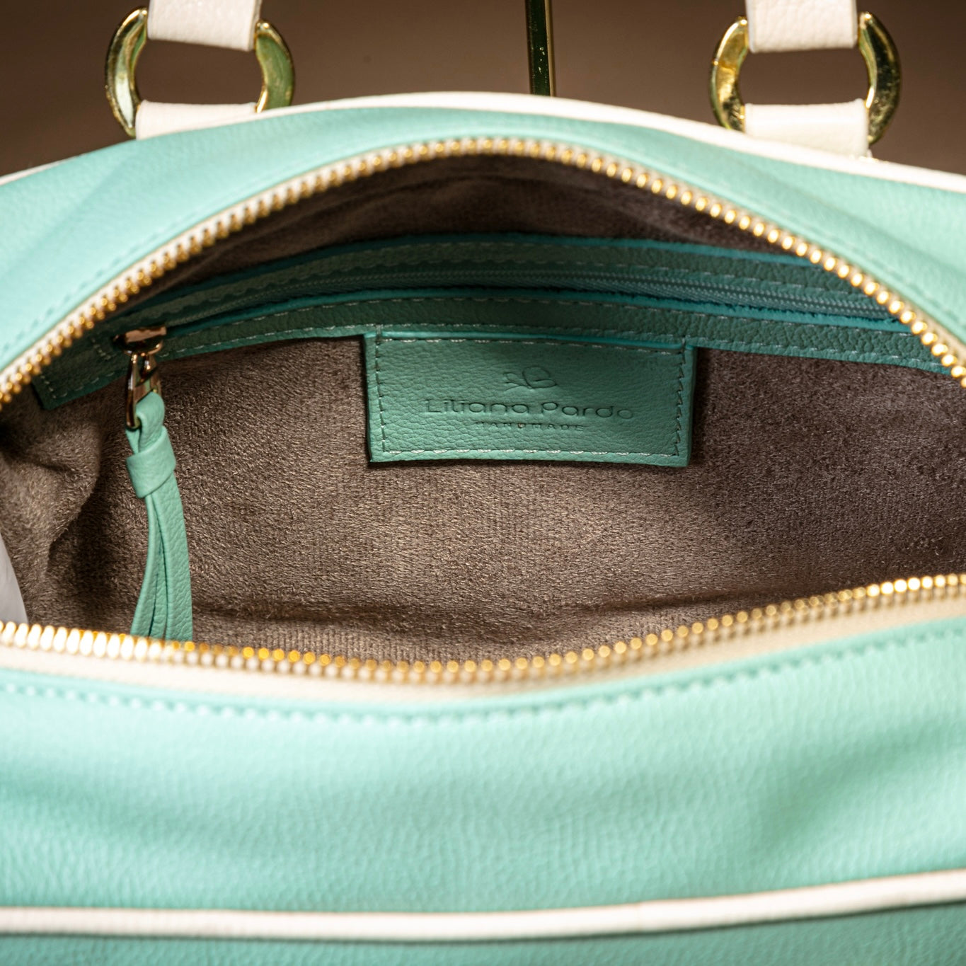 Turquoise /Cream Bowling Bag