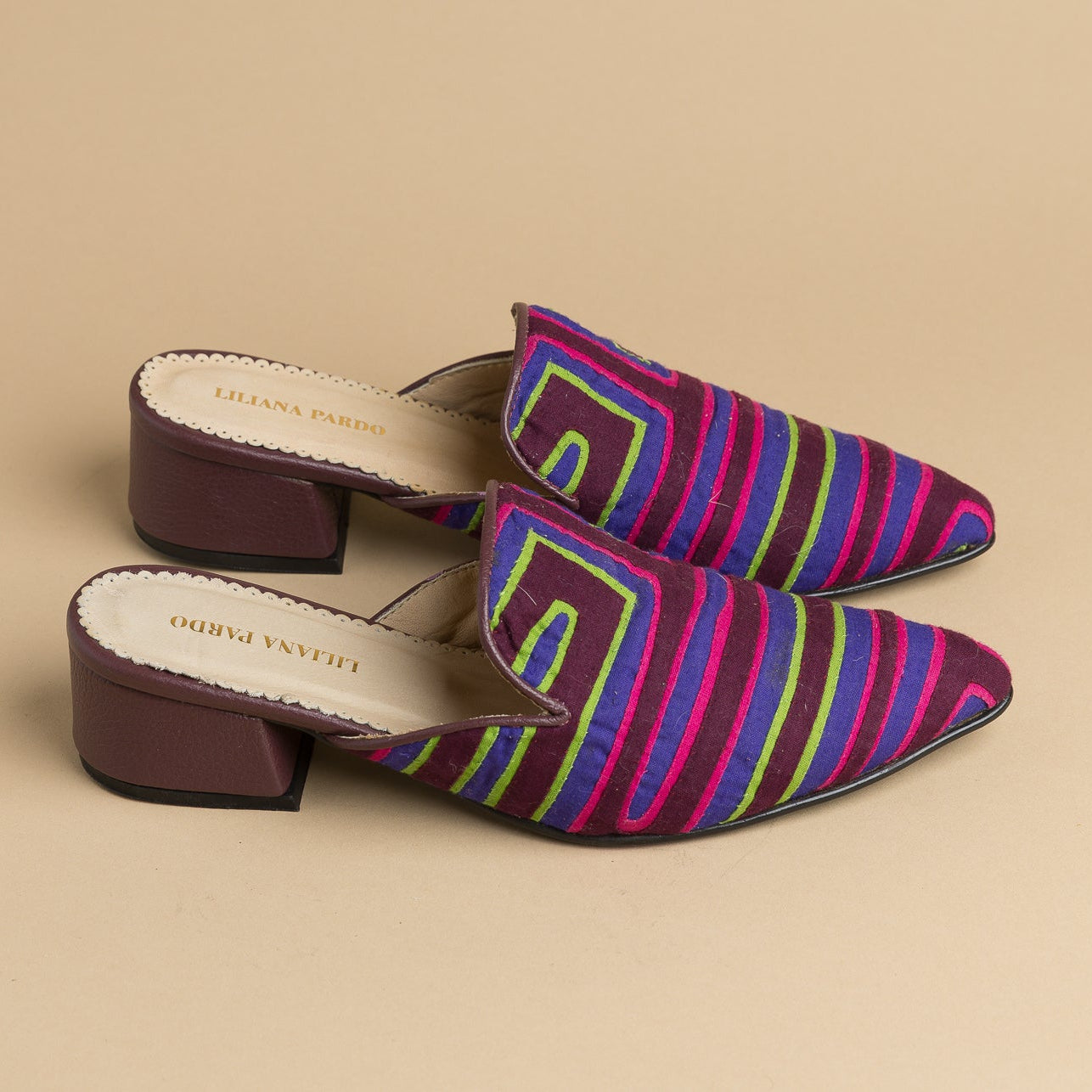 Mola Mule | Wine Multicolor